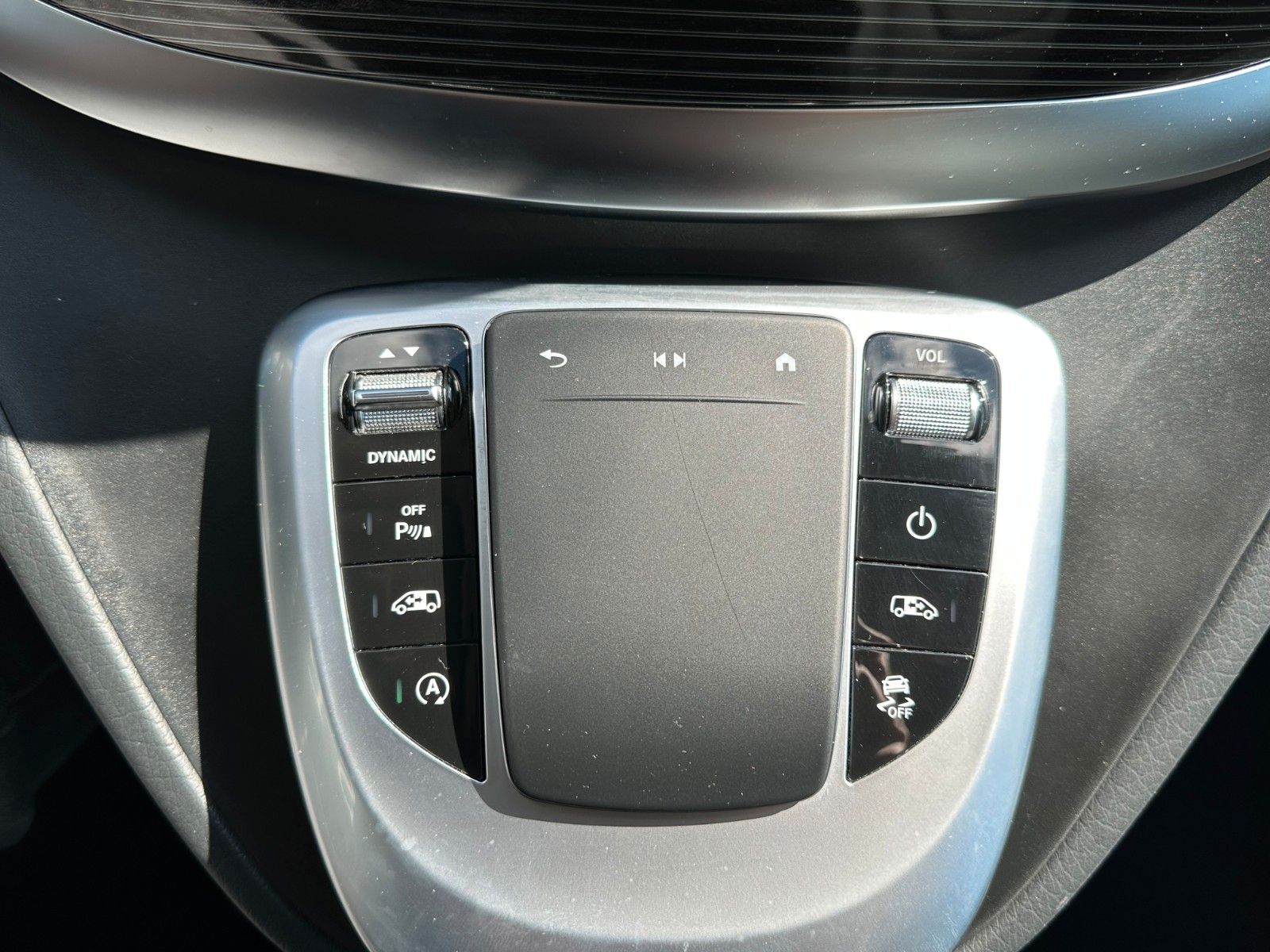 Fahrzeugabbildung Mercedes-Benz V 250 EDITION 4MATIC Kompakt Liege-Paket AHK2,5t