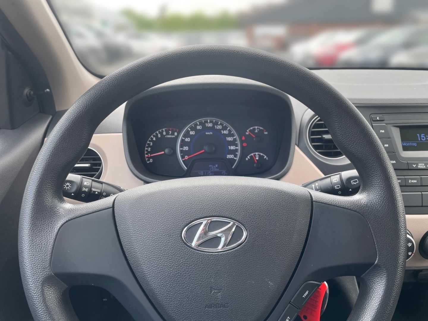 Fahrzeugabbildung Hyundai i10 1.0 Select Plus-Paket Allwetterreifen
