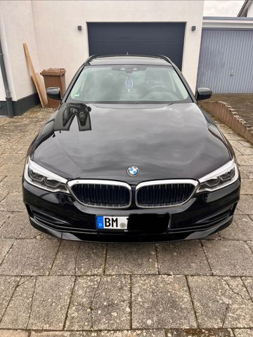 BMW 520i Sport Line -