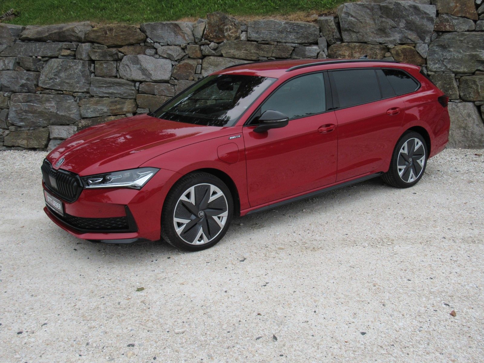 Skoda Superb Combi 1.5 TSI iV DSG Sportline AHK TRAVEL imagem 3