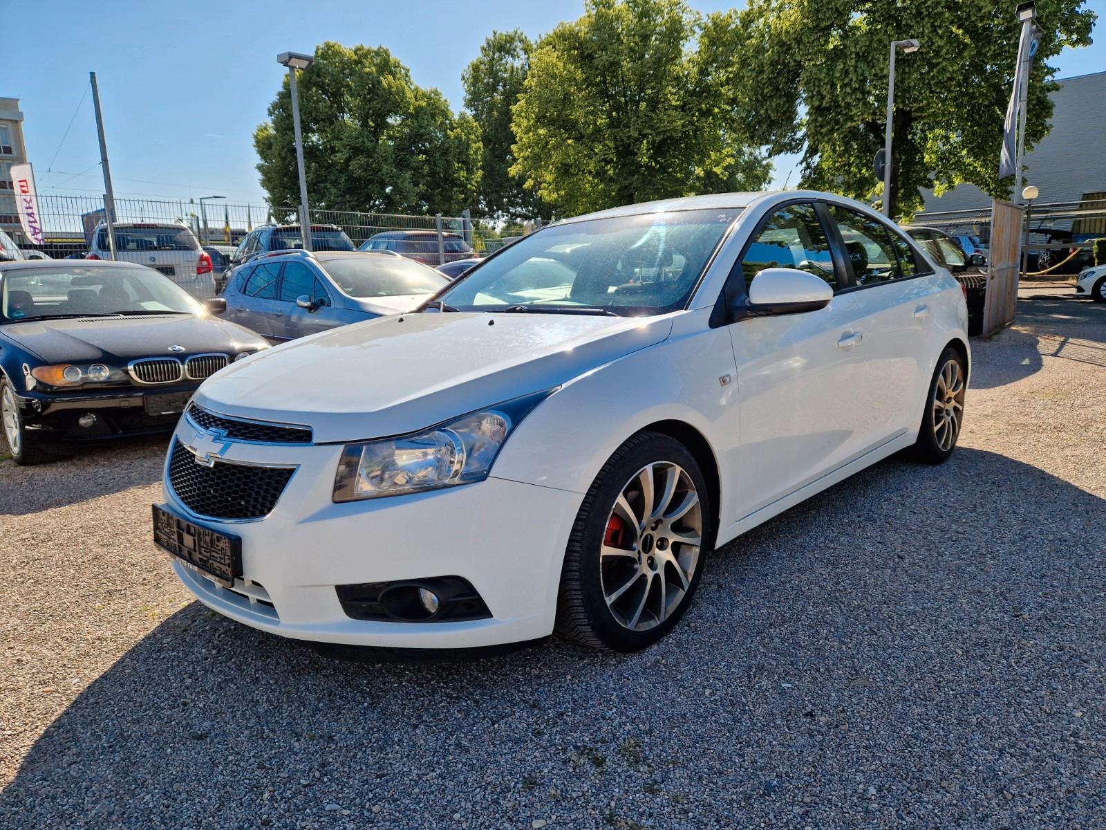 Chevrolet Cruze 2.0TD STUFENHECK NAVI-KLIMA-PDC-EURO5