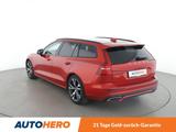 Volvo V60 2.0 T5 R-Design Aut.*NAVI*LED*CAM*SHZ*TEMPO* - Volvo V60: R Design