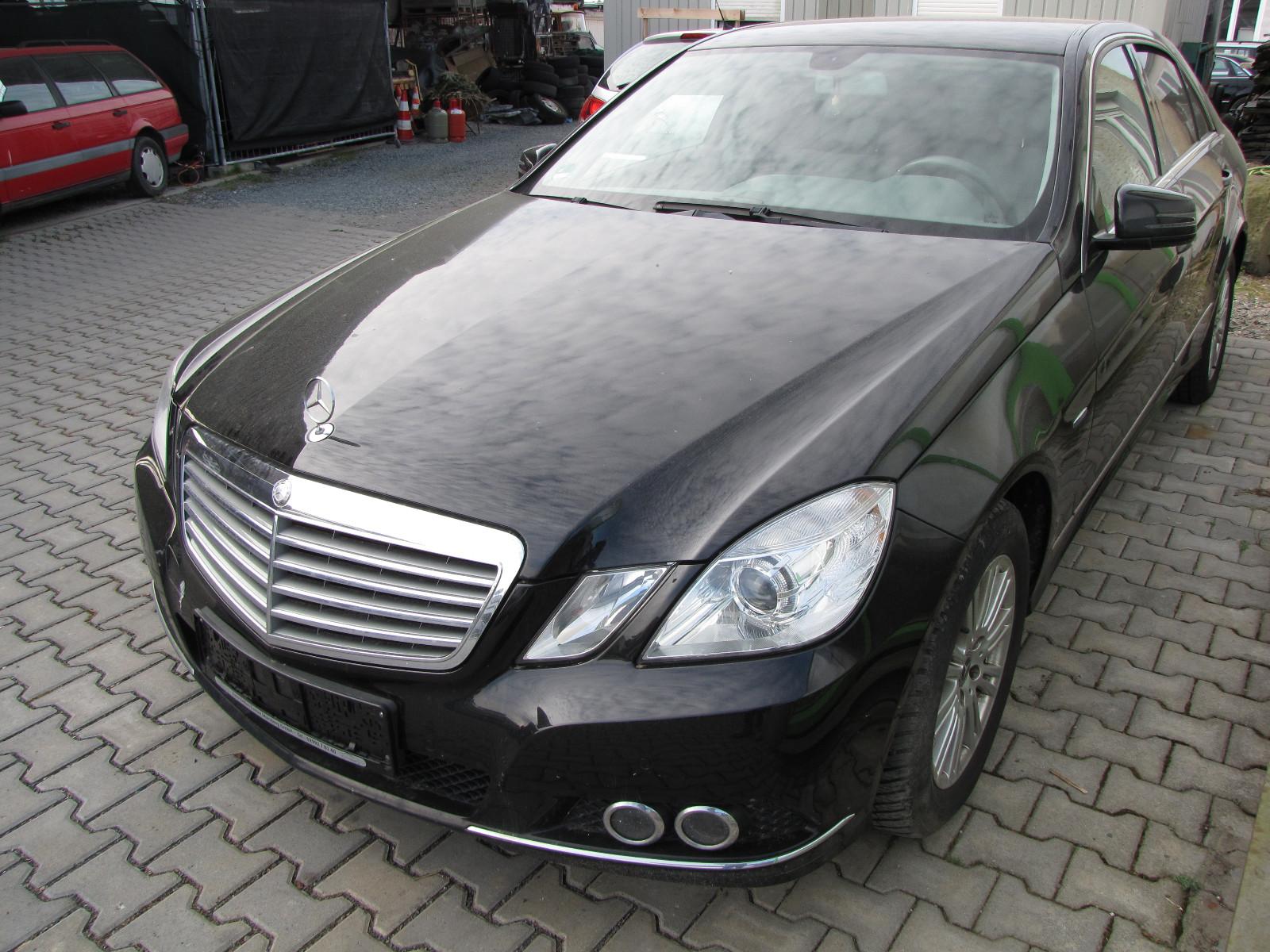 Mercedes-Benz E 220 Elegance Automatik Motorgeräusch unbekannt