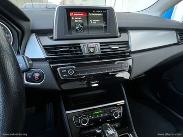 BMW 218 Active Tourer - 11