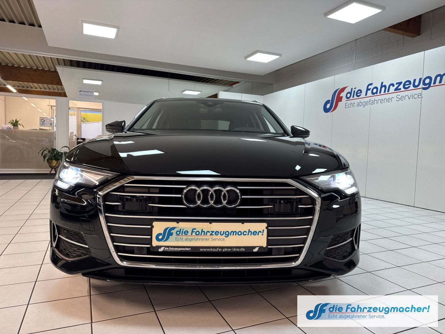 Fahrzeugabbildung Audi A6 Avant 35 TDI sport Navi LED ACC El. Heckklapp