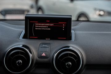 Fahrzeugabbildung Audi A1 1.4 TFSI |S-LINE SPORTPAKET|S-TRONIC|PDC|