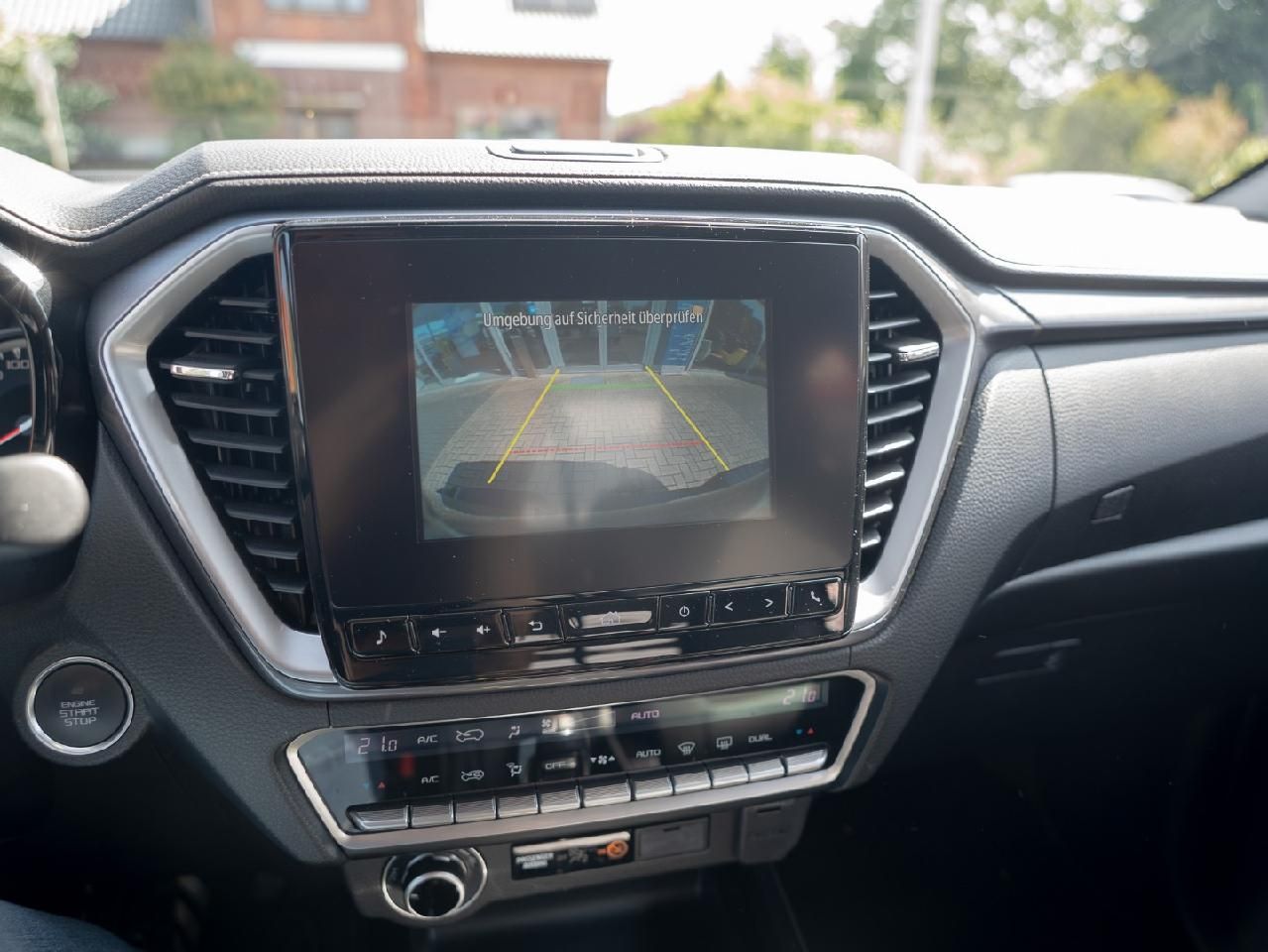 Fahrzeugabbildung Isuzu D-Max Space Cab 4WD LSE