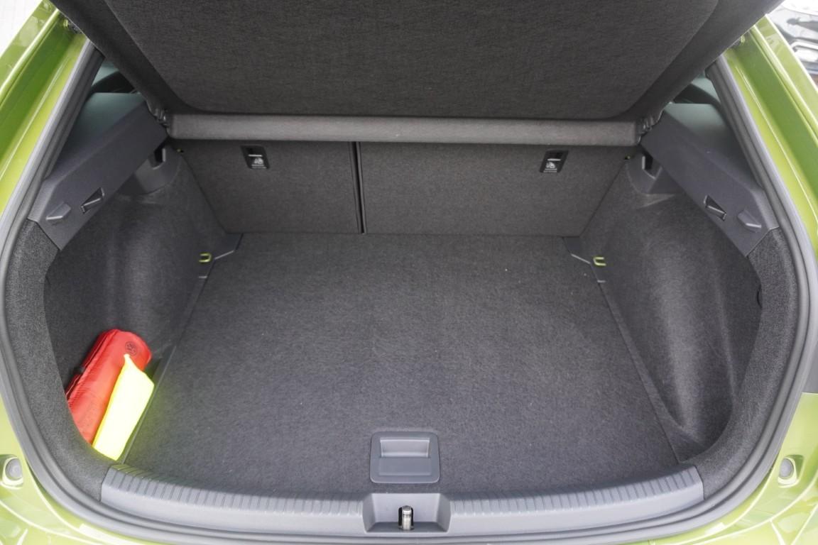 Volkswagen Taigo 1.0 TSI DSG R-Line LED ACC Navi Kamera, миниатюра 8