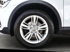 AUDI Q3 Navi PDC SHZ LED