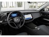 Mercedes-Benz E 220 d T AVANTGARDE ADV. PLUS+AHK+360°+DISTR.++ - Mercedes-Benz E 220: D
