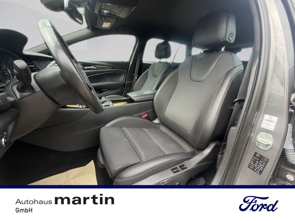 Fahrzeugabbildung Opel Insignia B Sports Tourer 2.0 Elegance MATRIX-LED