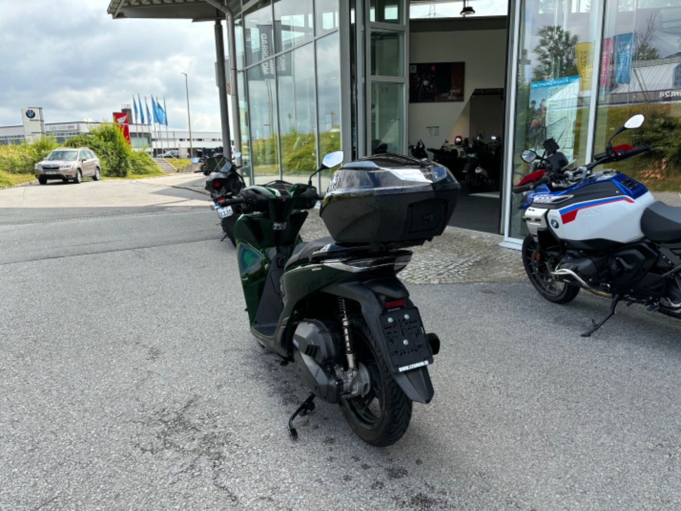 Fahrzeugabbildung Honda SH 150i inkl. Topcase, Garantie