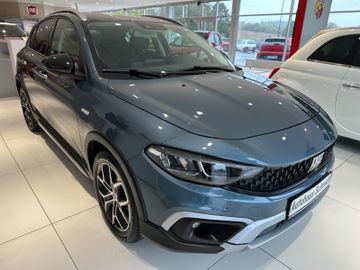Bild 2 Fiat Tipo Hatchback Cross