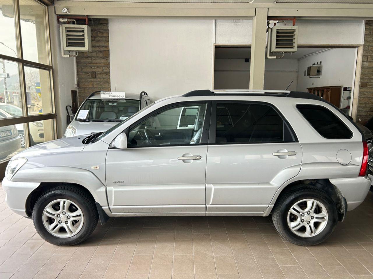 Kia Sportage 2005 — rear view