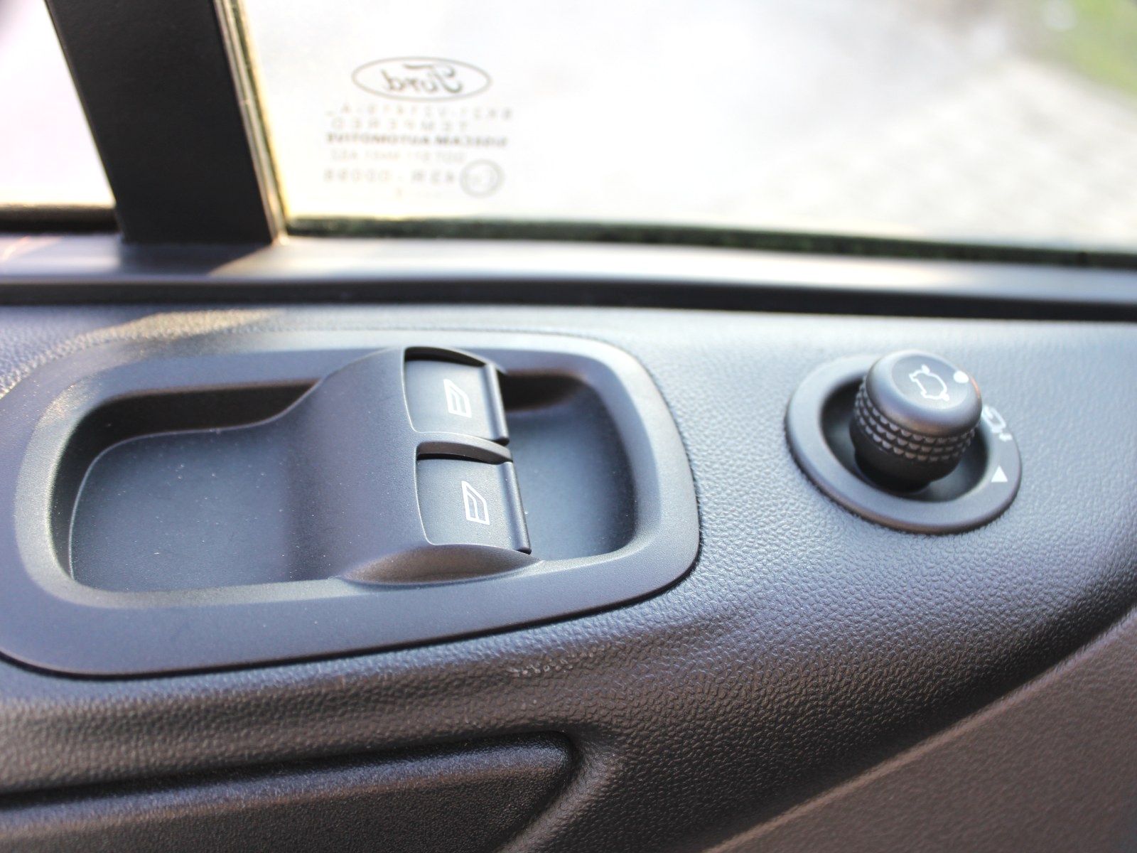 Fahrzeugabbildung Ford Transit Custom 340 L1 Trend Service-Line
