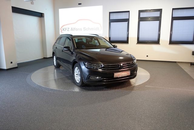 Volkswagen Passat Variant Business *AHK*LED* Alu*Nav*8-fach