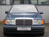 Mercedes-Benz E 200 1Hand H-Kezh. Euro2 Scheckheft ge. - gebrauchte Mercedes-Benz E 200 aus dem Jahr 1991