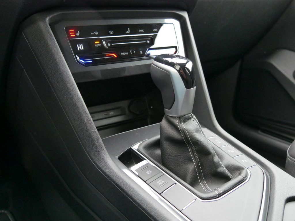 Fahrzeugabbildung Volkswagen Tiguan 2.0 TDI AppConnect SHZ ACC