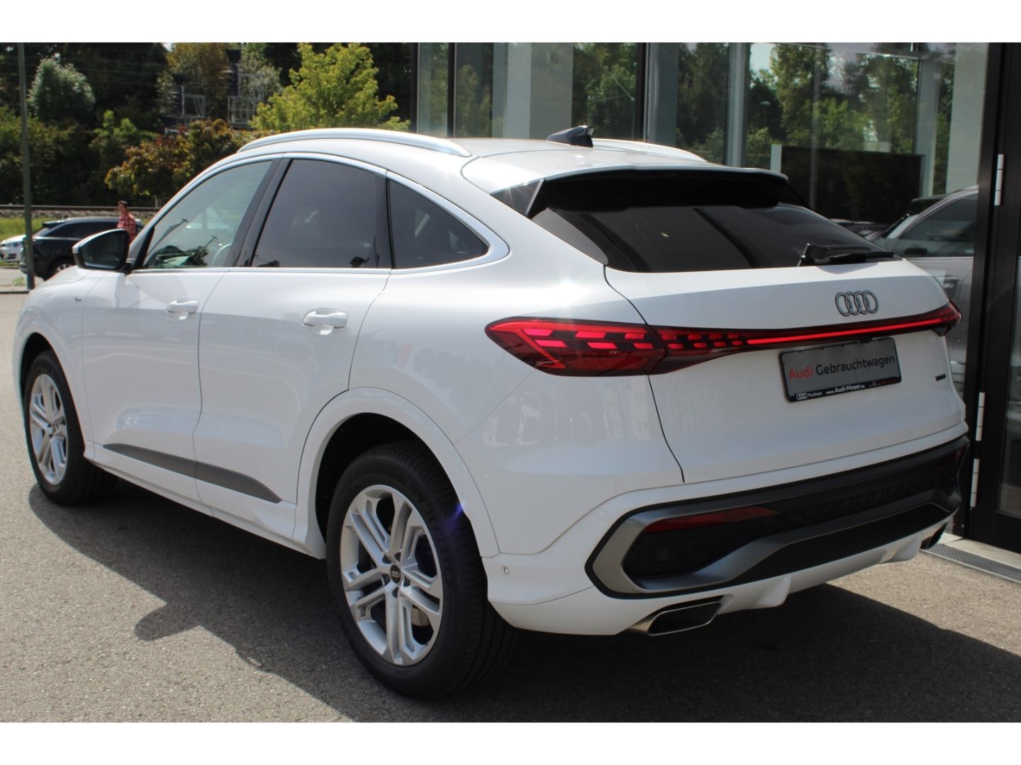Q5 Sportback 2.0TFSIquStr. Tech+*S-Line*Pano*360
