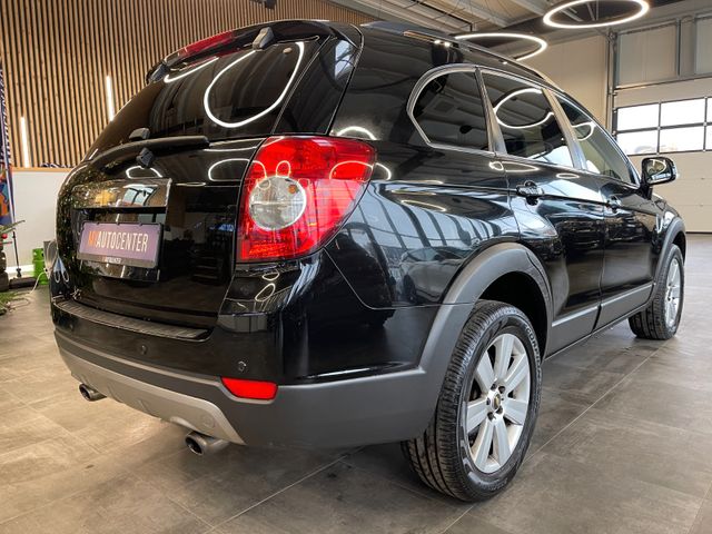 Chevrolet Captiva 2.0 D LT 4WD *7.SITZER*ALLRAD*KLIMA*