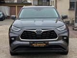 Toyota Highlander Hybrid Luxury*Pano*ACC*AHK*Memory* - Toyota: Hi Lux
