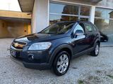 Chevrolet Captiva 2.0 7 POSTI 4x4 Cambio automat - blaue Chevrolet Captiva