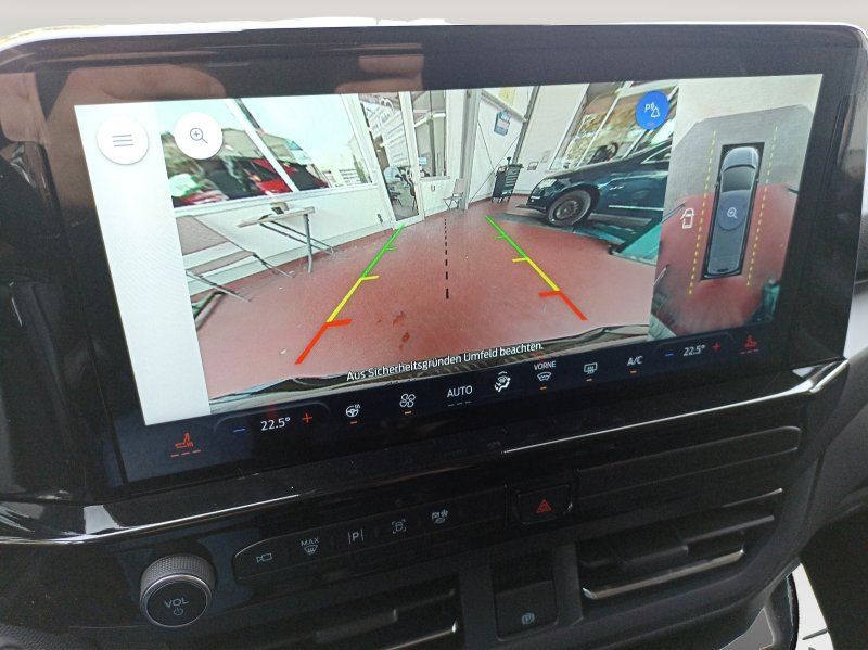 Fahrzeugabbildung Ford Tourneo Custom 2.0 EcoBlue Aut. 320 L2 Titanium
