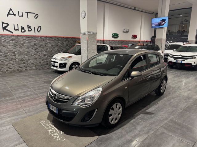 Opel Corsa 1.2 5 porte Club