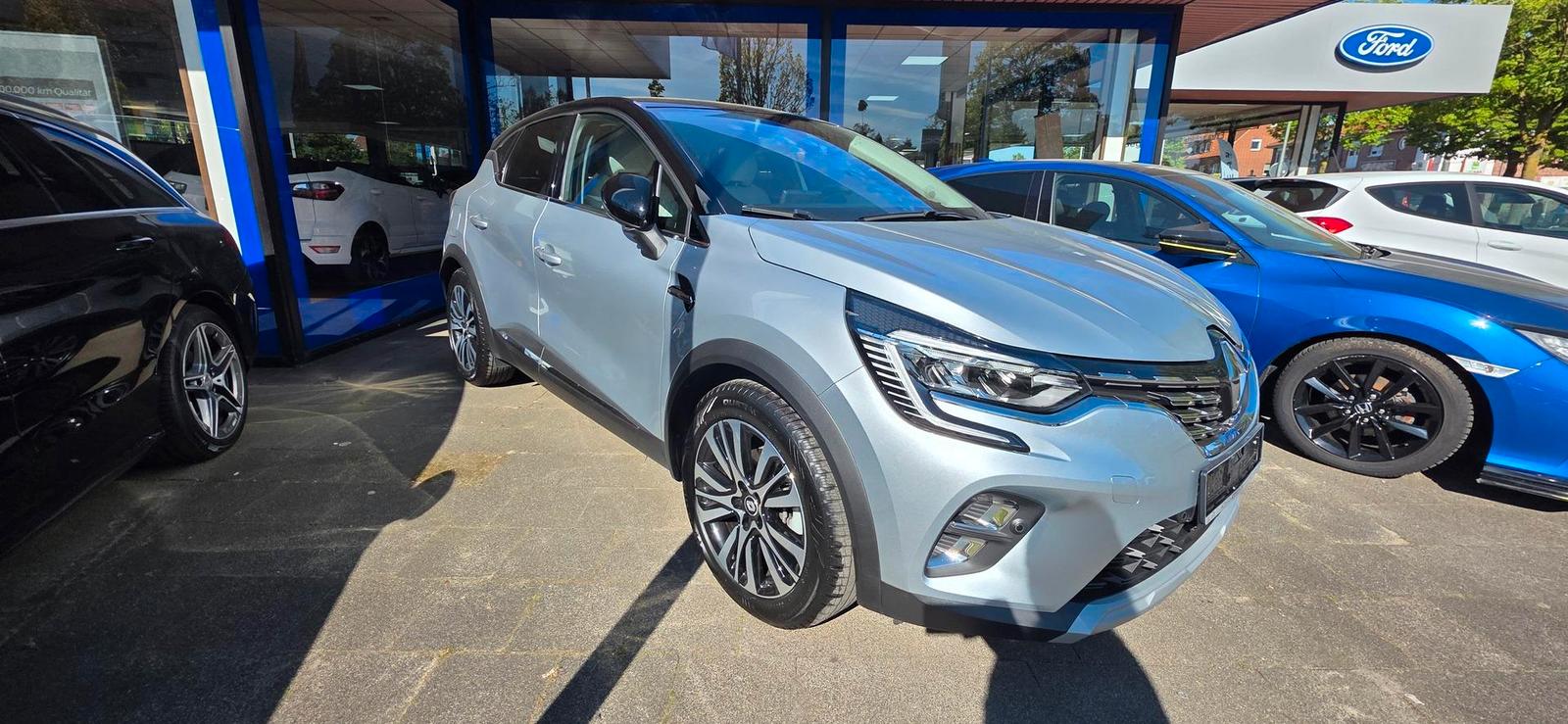 Renault Captur 1.6 E-TECH Plug-in 160 Initiale Paris AHK