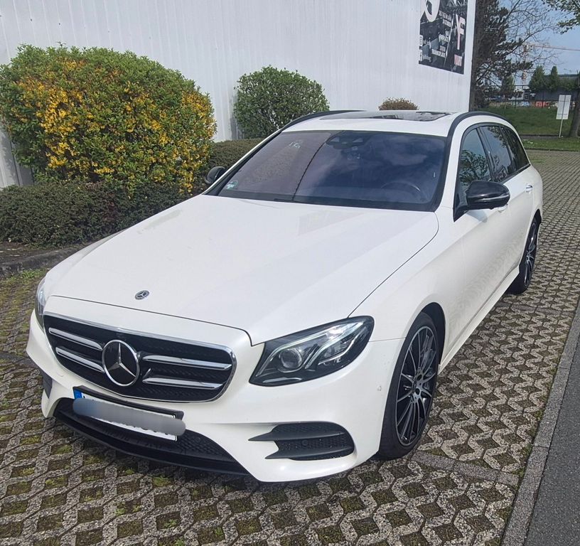 Image of Mercedes-Benz E 400
