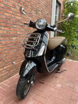 Vespa Primavera 50 - Vespa Motorräder in Berlin