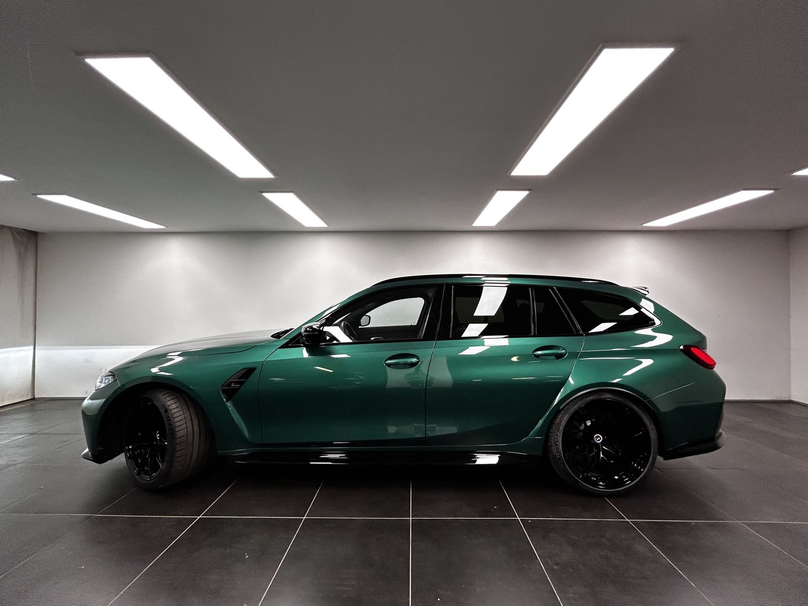 BMW M3 Competition M xDrive Touring M Drivers P. Las foto 2
