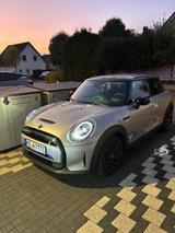 MINI Cooper SE Classic Trim Klima, SHZ, Alu, Navi