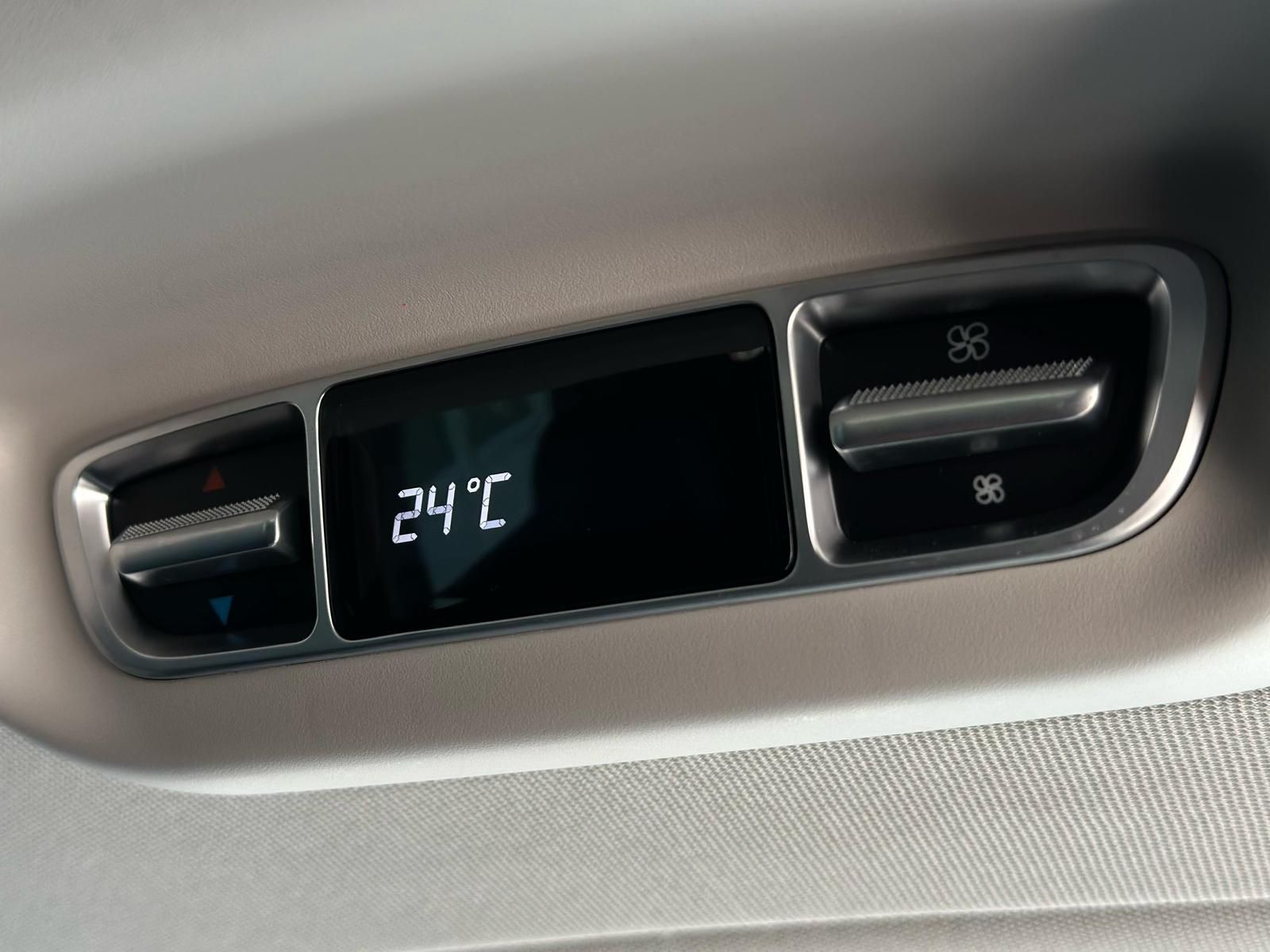 MERCEDES-BENZ V 250d AVANTGARDE 4M LANG LED#SHZ#SH#AHK#360CAM - Image 23