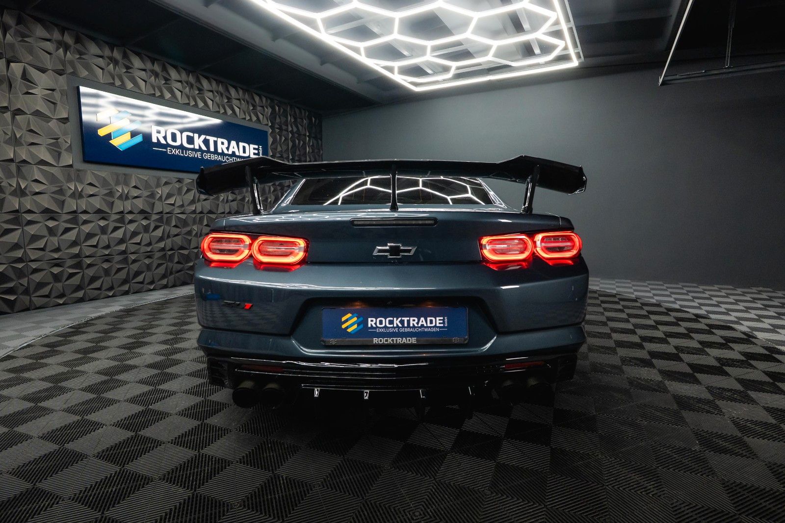 Fahrzeugabbildung Chevrolet Camaro 2.0 Turbo Coupe ZL1 Package *CarPlay*LED*