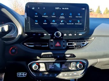 Hyundai i30 1.6 T-GDI N-LINE (150PS)) Automatik