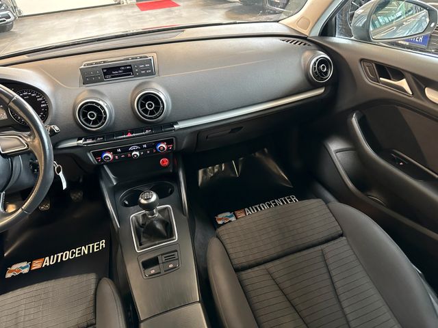 Audi A3 Sportback ambition*2. Hand*Klima*SHZ*PDC*