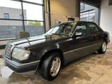 Mercedes-Benz Mercedes Benz w124  230 e - Mercedes-Benz 230 in Bonn