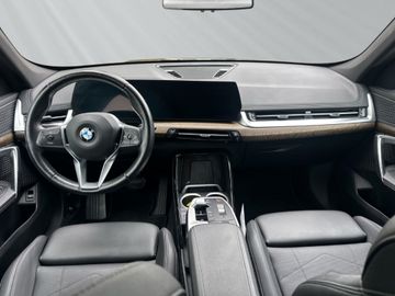BMW X1 - 10