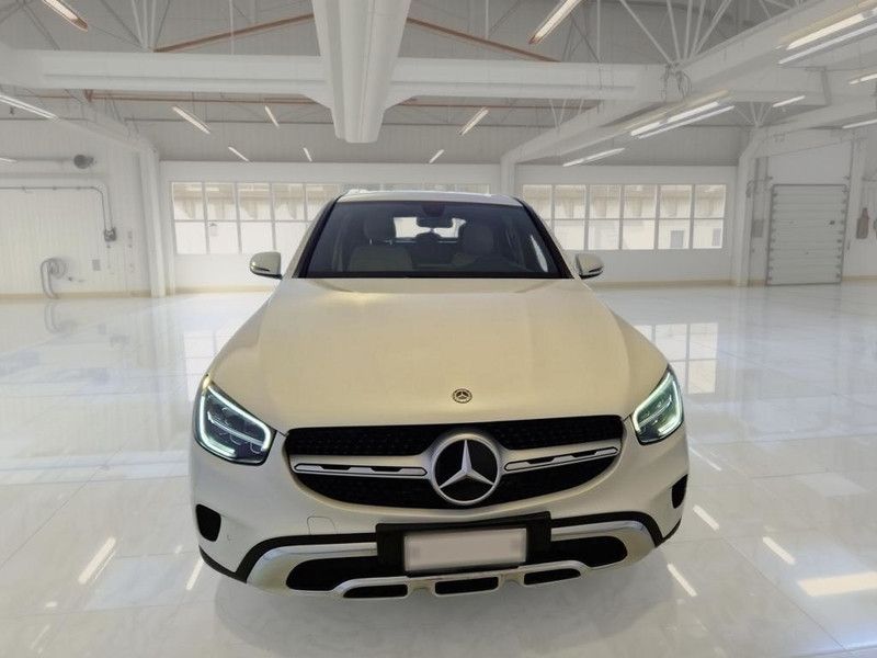 Mercedes-Benz MERCEDES-BENZ GLC 200 D COUPE 4MATIC EXECUTIVE A imagem 2