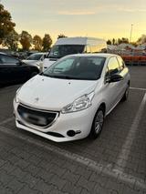 Peugeot 208 2014 - Peugeot 208 in Leipzig