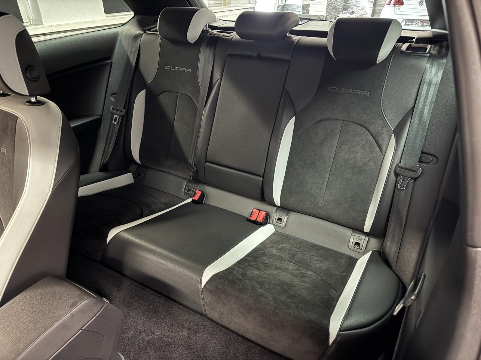 Seat Leon SC Cupra 2.0 TSI 265 ch BVM / Semi-cuir / LED / GPS tactile / Sièges chauffants