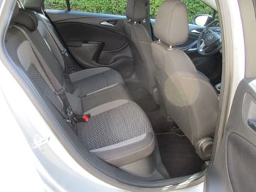 Opel Astra - 7