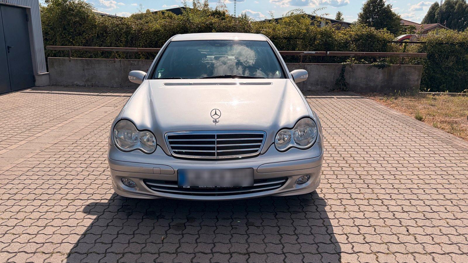Mercedes-Benz C 180
