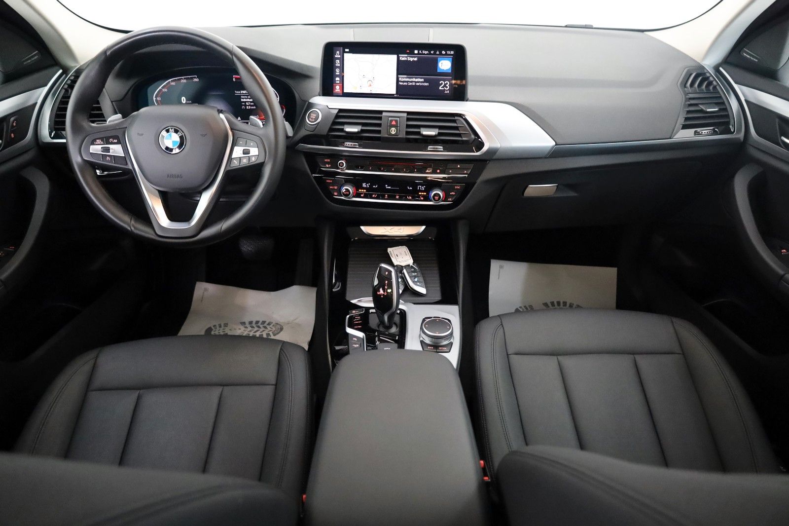Fahrzeugabbildung BMW X4 20dA xDrive Advantage Leder,Navi,LED,Kamera
