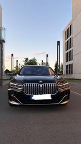 BMW 730d xDrive - Fond Entertainment Paket - BMW 730 aus 2021