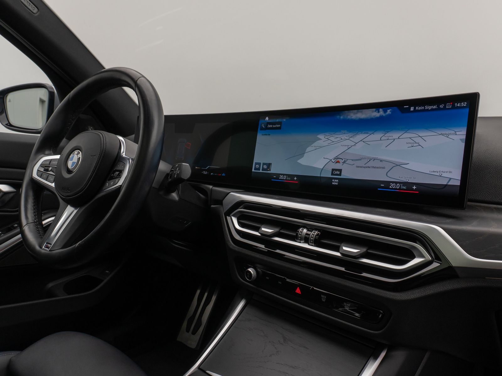 Fahrzeugabbildung BMW 320d M Sport Pro Panorama Kamera HUD DAB H/K 19"