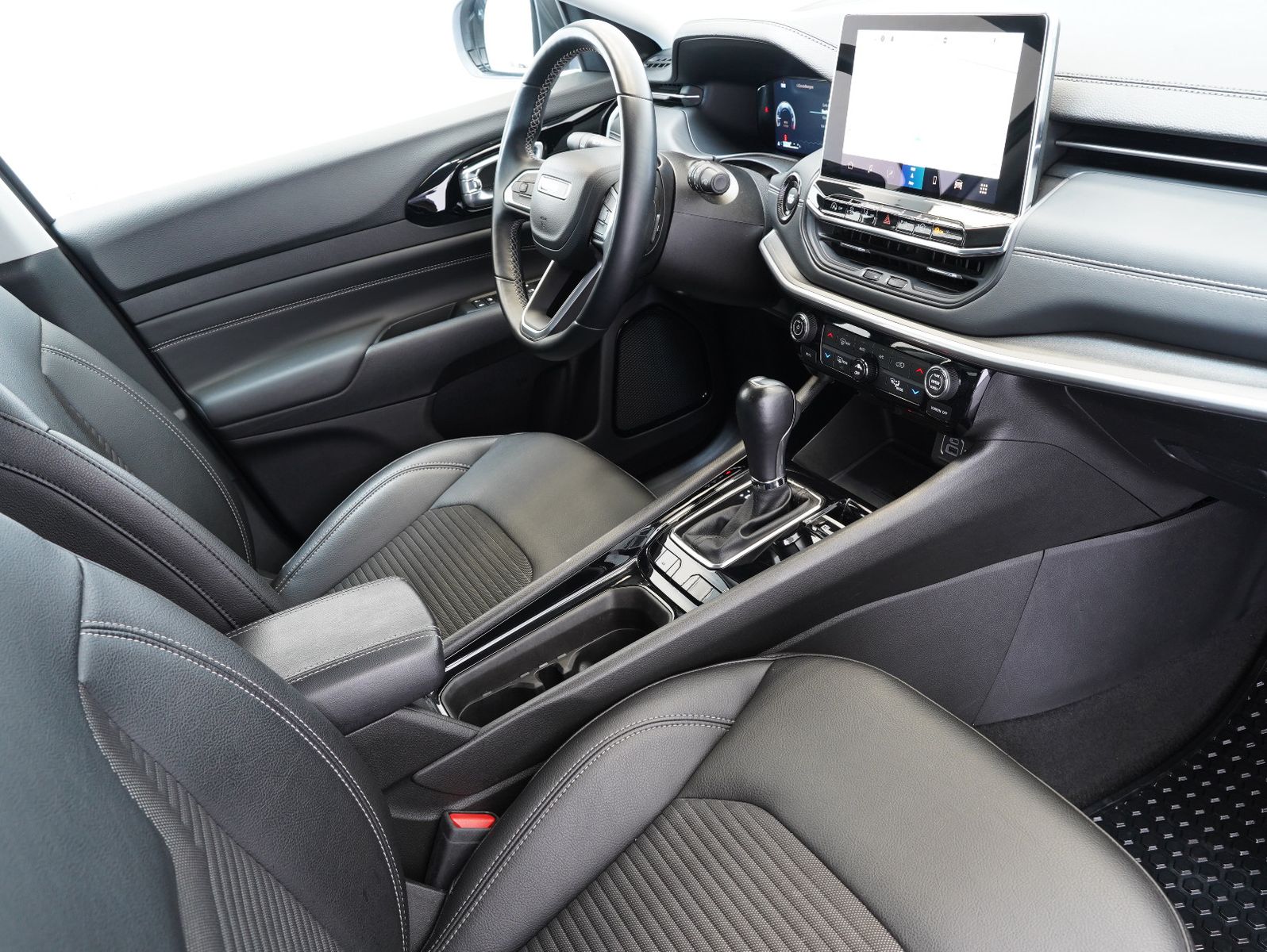Fahrzeugabbildung Jeep Compass 1.3 MultiAir 80th Anniversary FWD