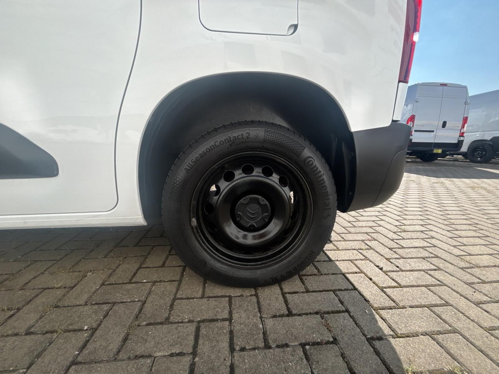 Citroën Berlingo Kasten L1 HDI 100 AHK Klima PDC Holzbod