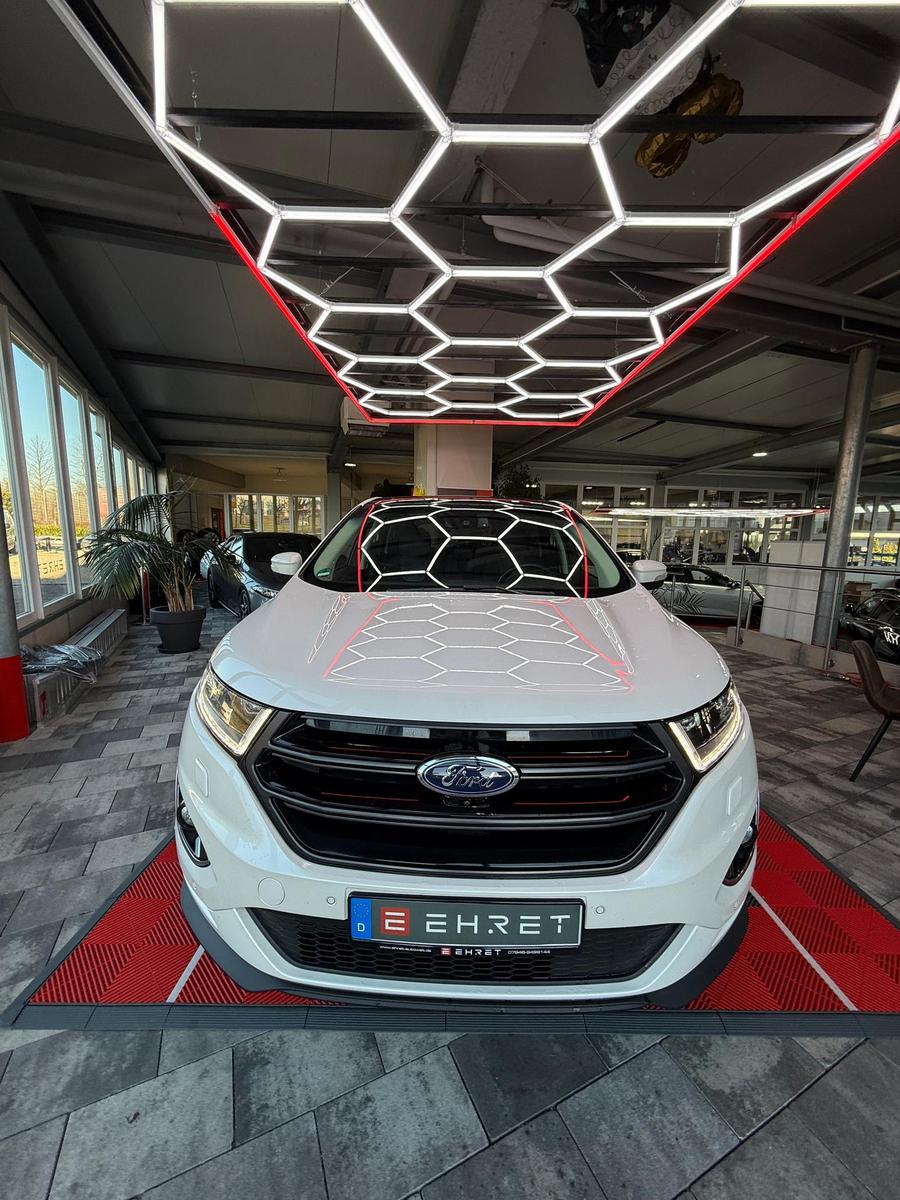 Ford Edge 2.0 T, 4x4, Pano, Automatik, AHK abnehmb.
